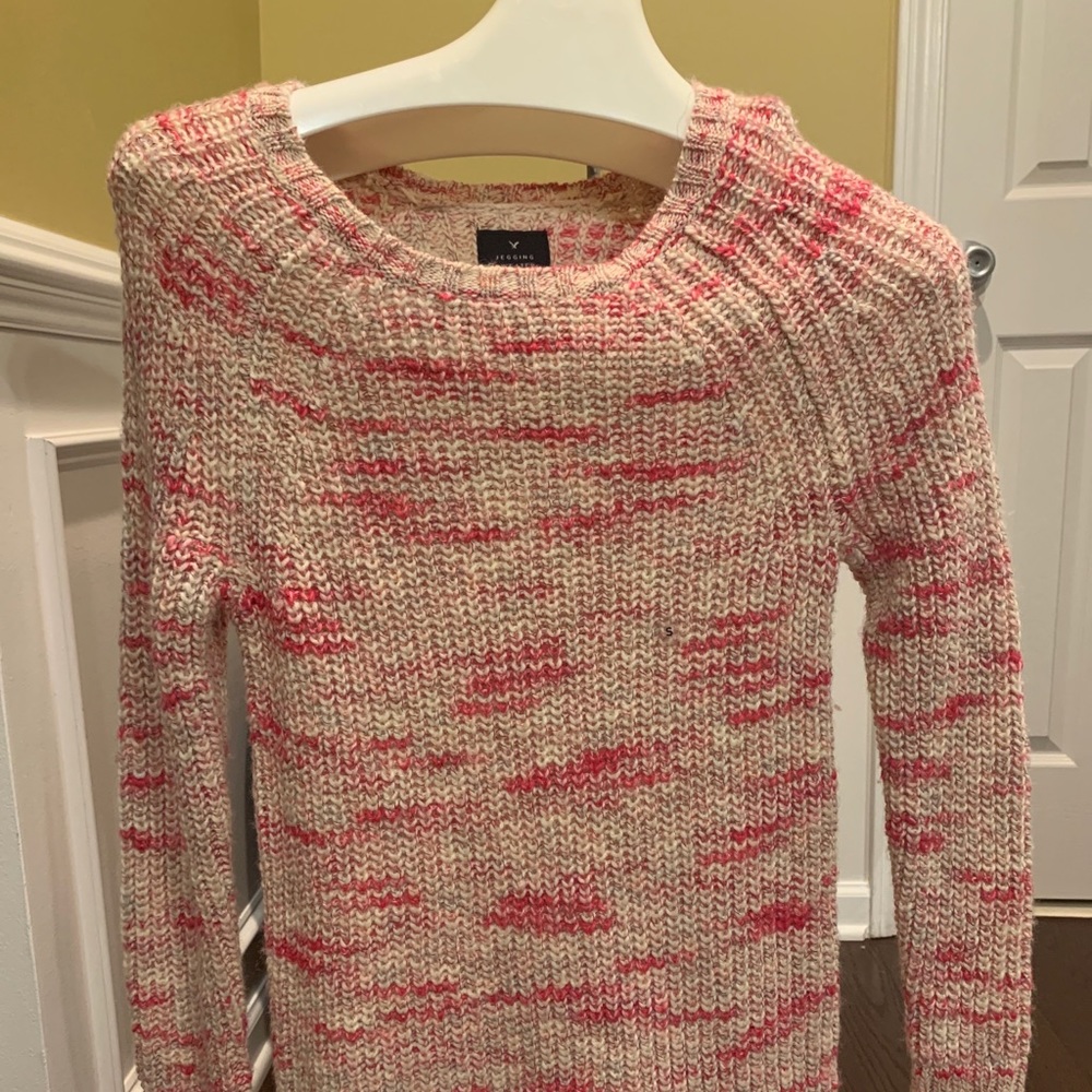 American eagle jegging sweater size small.  NWT!!!